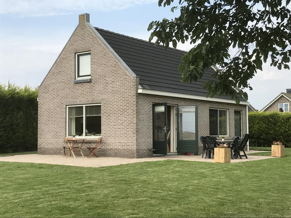 Stinswoning "De Wadden" In Tzummarum Bagian luar foto